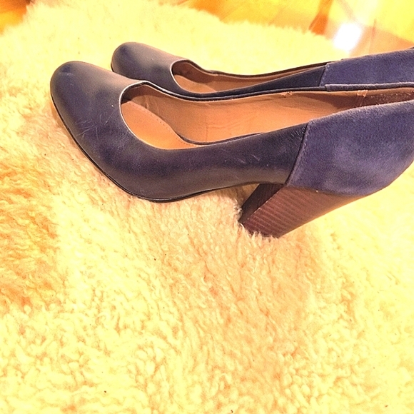 Size 7.5 Aldo Women's shoes (high heels). Leather Navy blue. - Picture 5 of 6